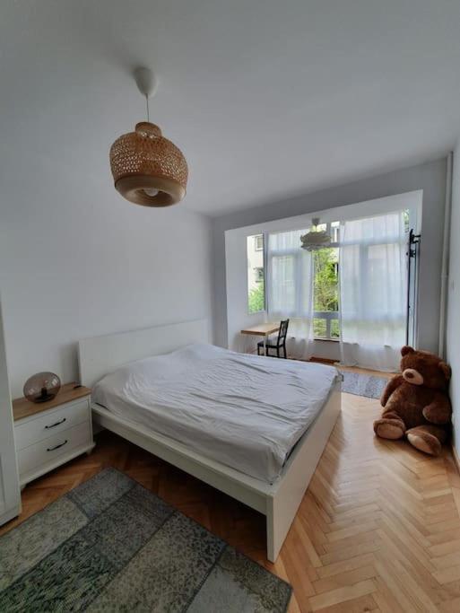 Spacious And Quiet 1Br Apartment In Floreasca Bukarest Exterior foto